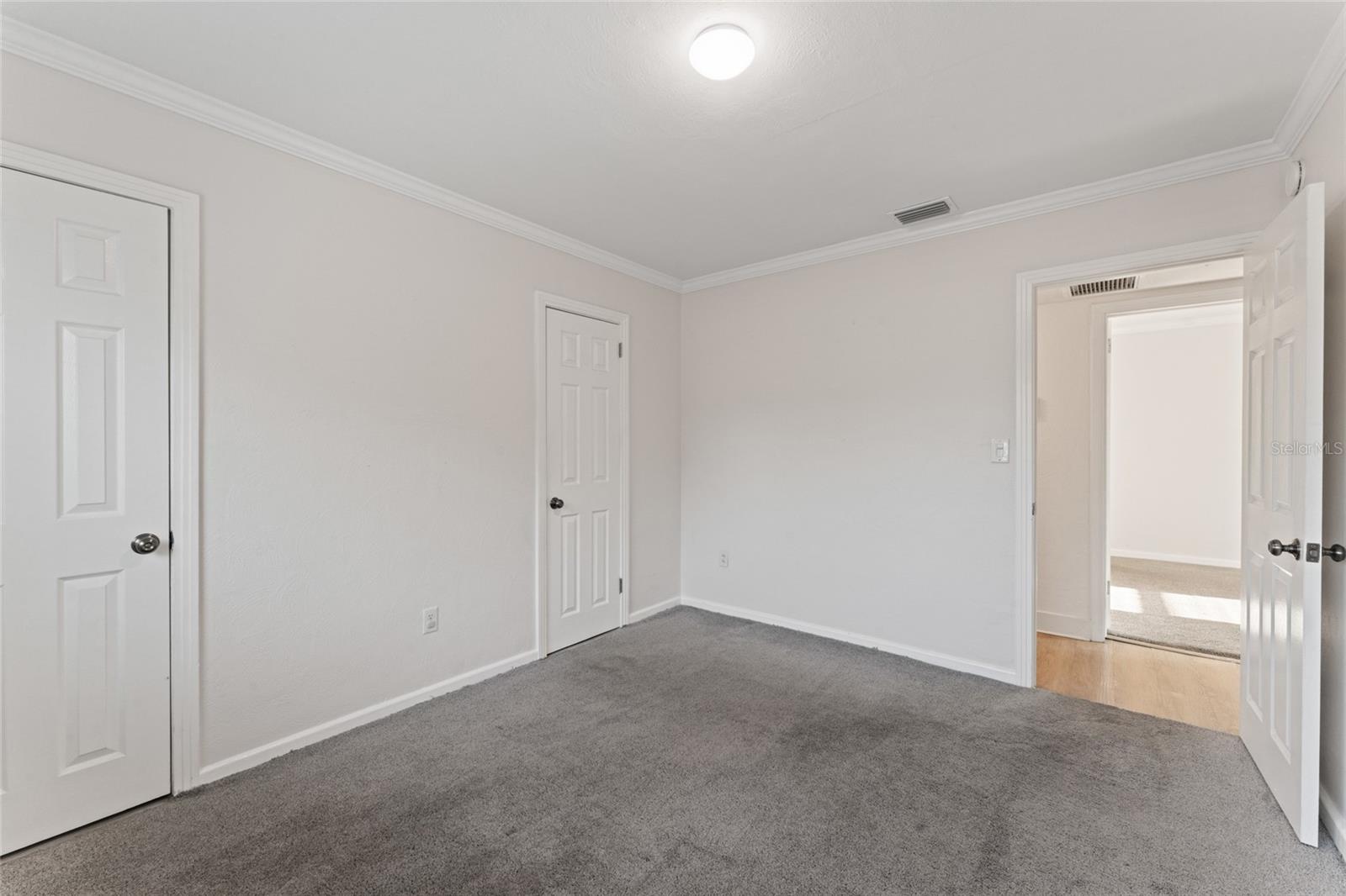 Image 18 of 34 For 4011 El Prado Boulevard