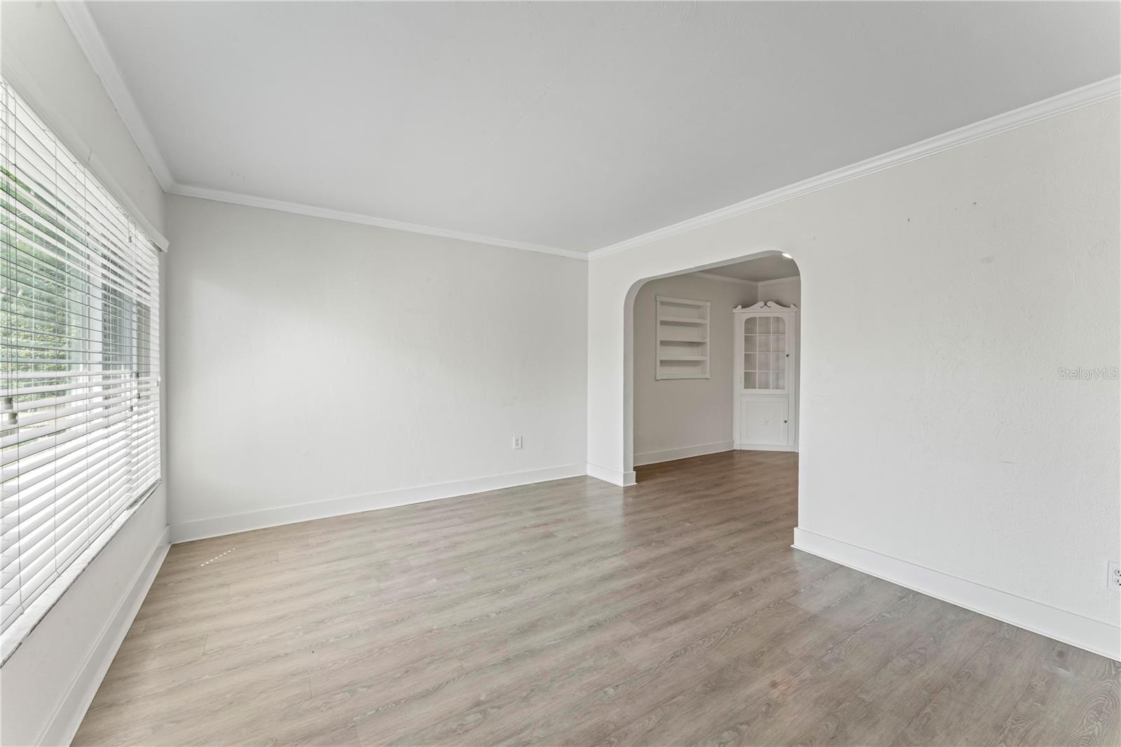 Image 6 of 34 For 4011 El Prado Boulevard