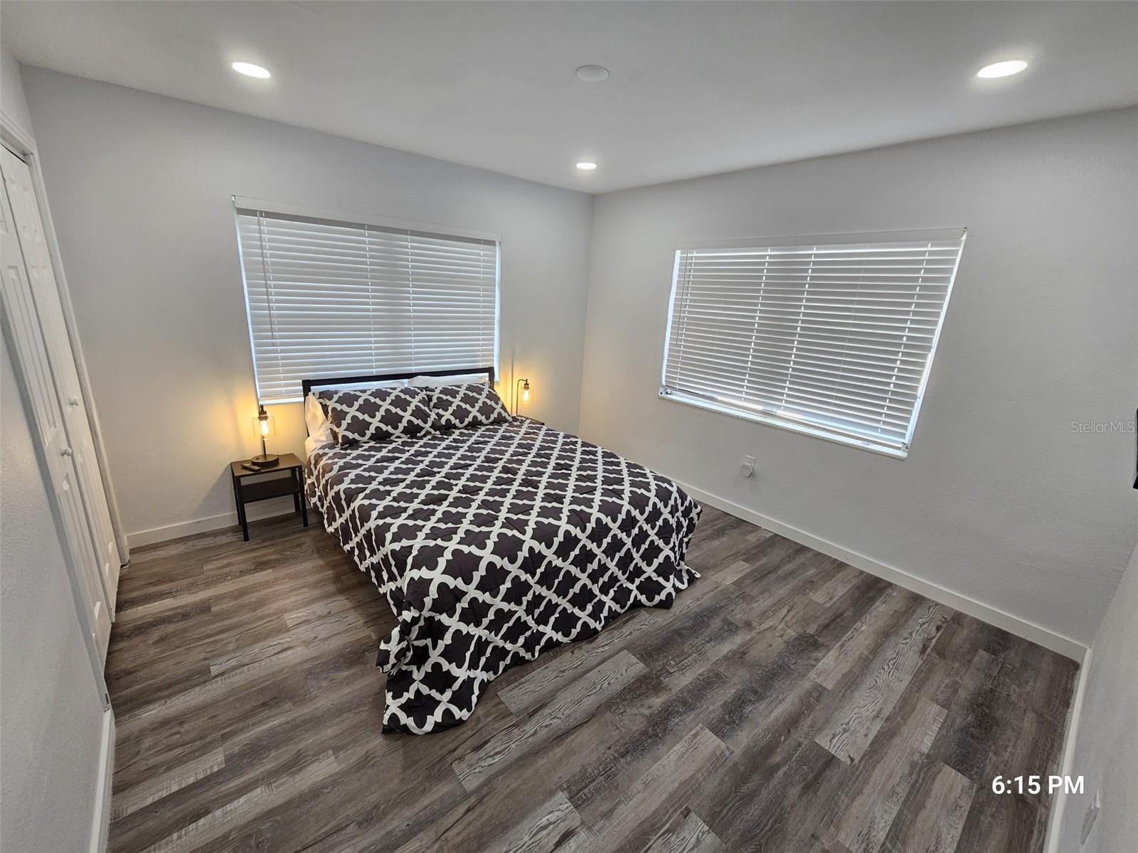 Image 2 of 6 For 6903 River Blvd Boulevard A