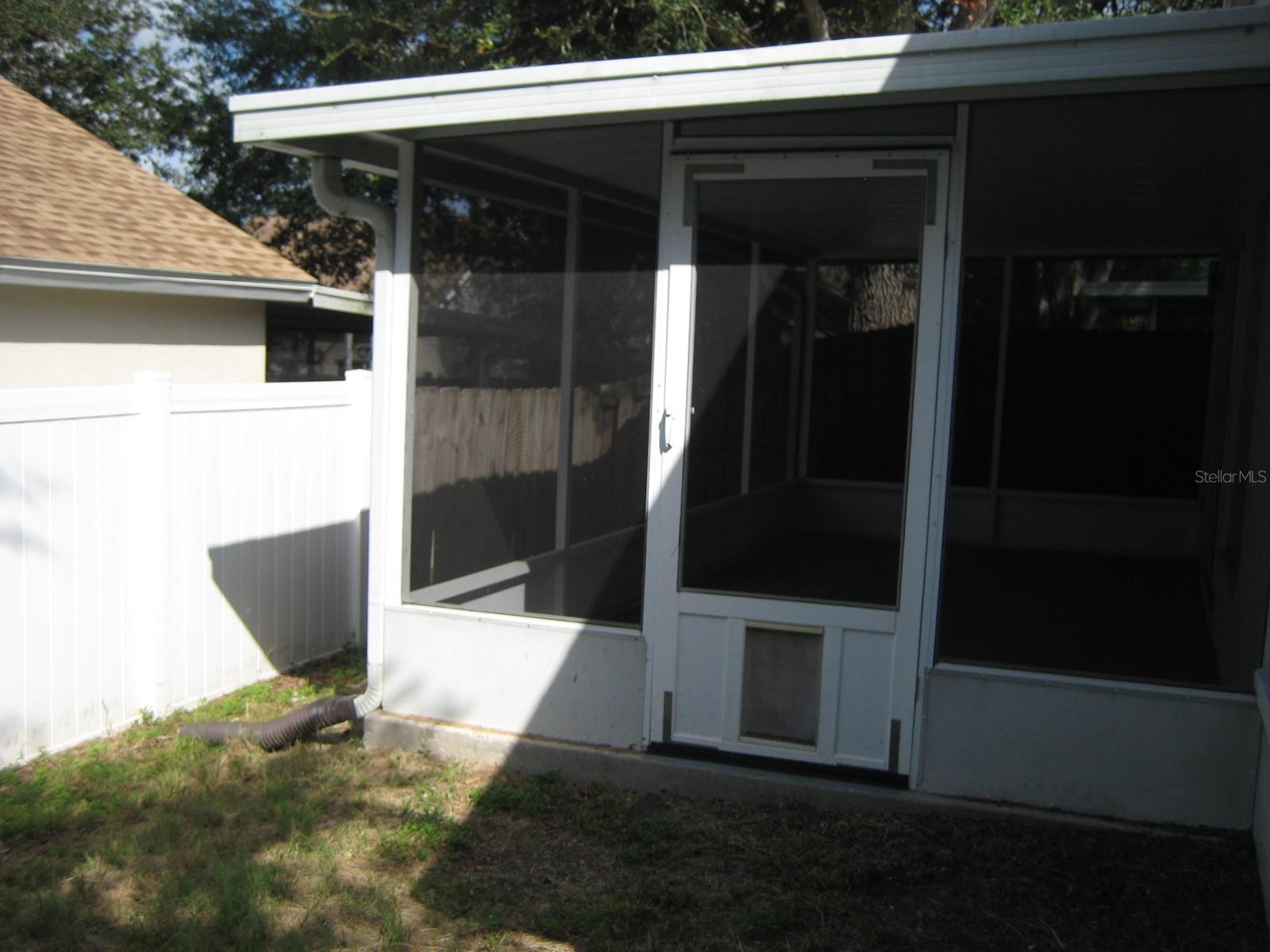 Image 17 of 18 For 807 Cape Cod Circle