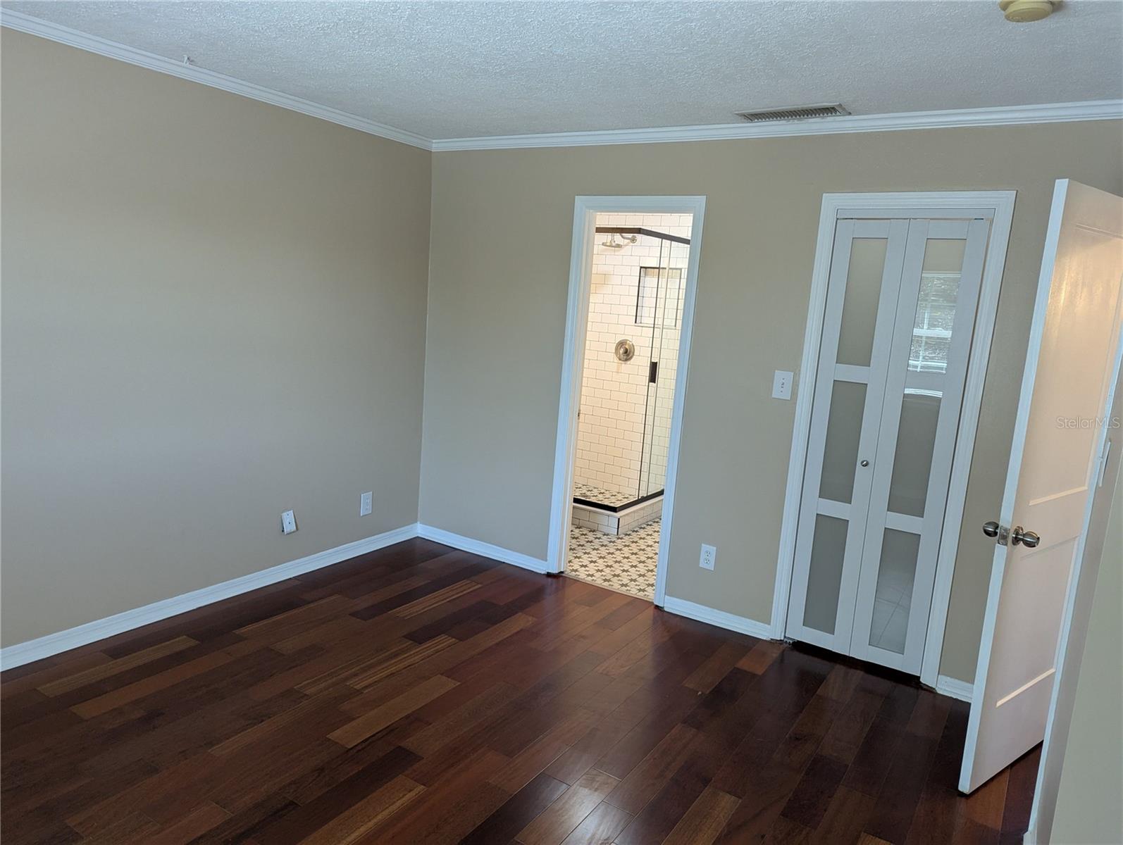 Image 14 of 42 For 213 Seahorse Drive Se C