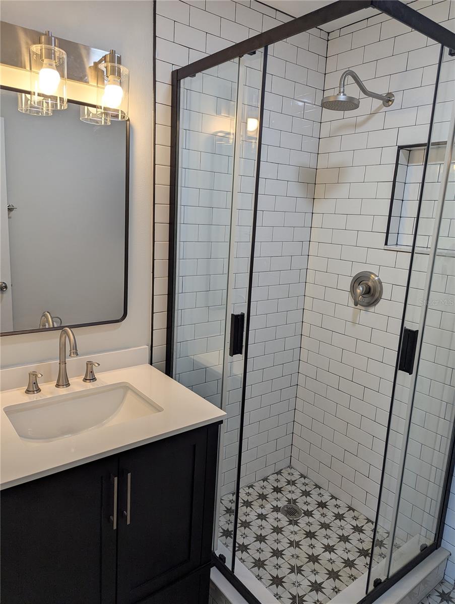 Image 17 of 42 For 213 Seahorse Drive Se C