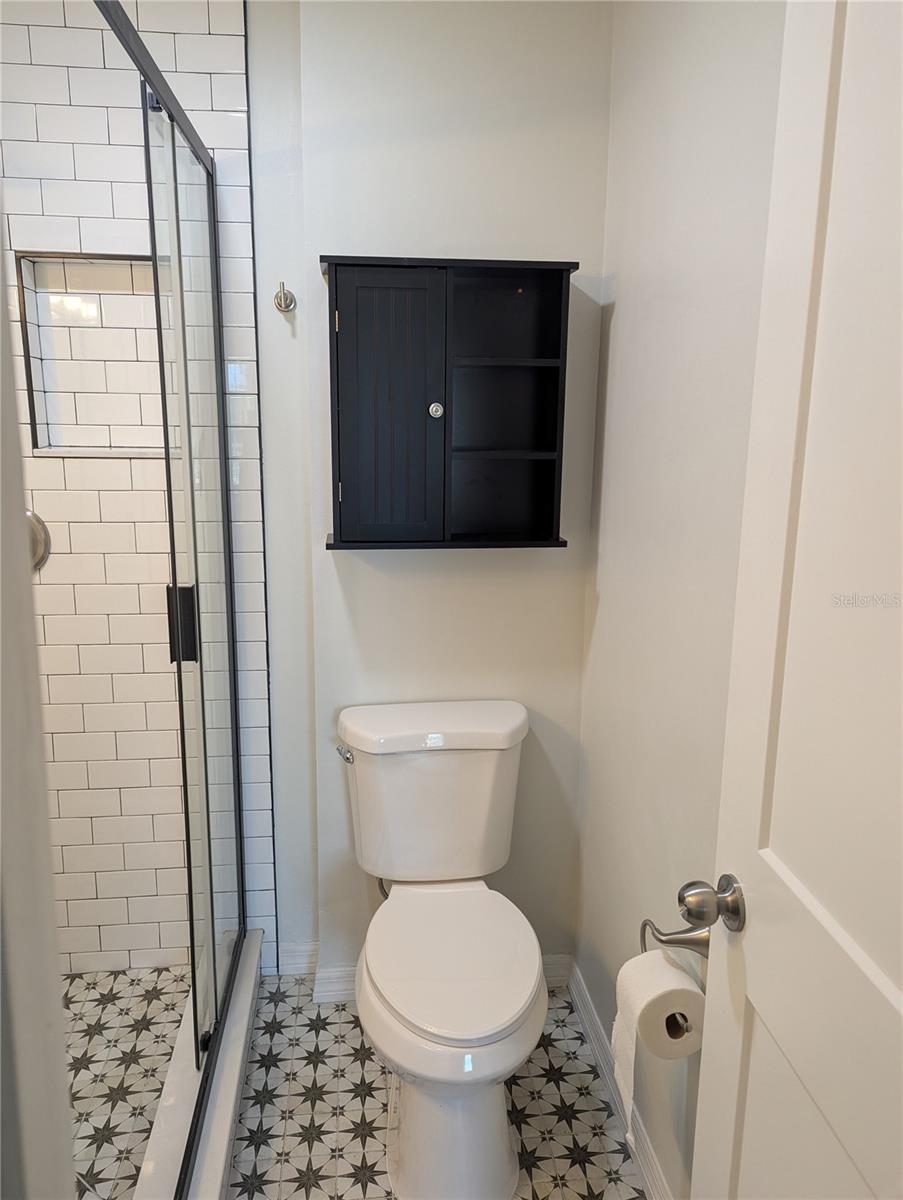 Image 18 of 42 For 213 Seahorse Drive Se C