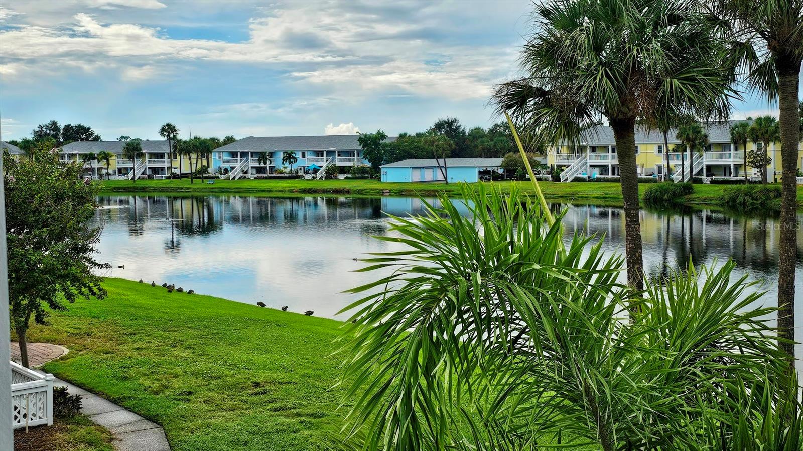 Image 26 of 42 For 213 Seahorse Drive Se C