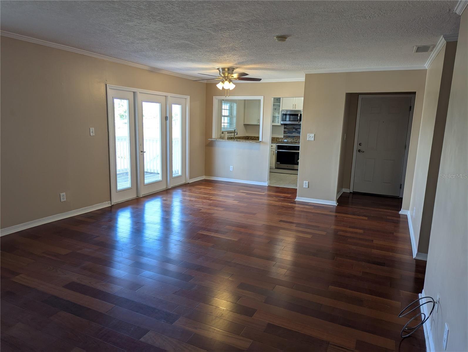 Image 3 of 42 For 213 Seahorse Drive Se C