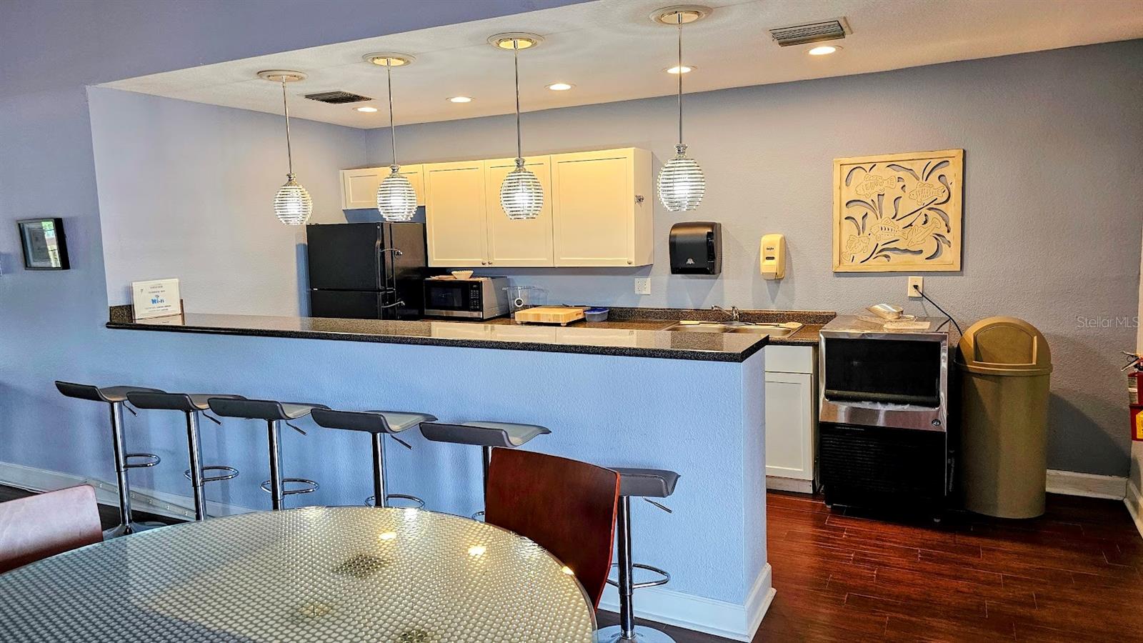 Image 31 of 42 For 213 Seahorse Drive Se C