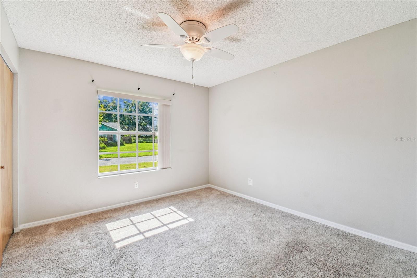 Image 43 of 86 For 12129 Meadow Lane