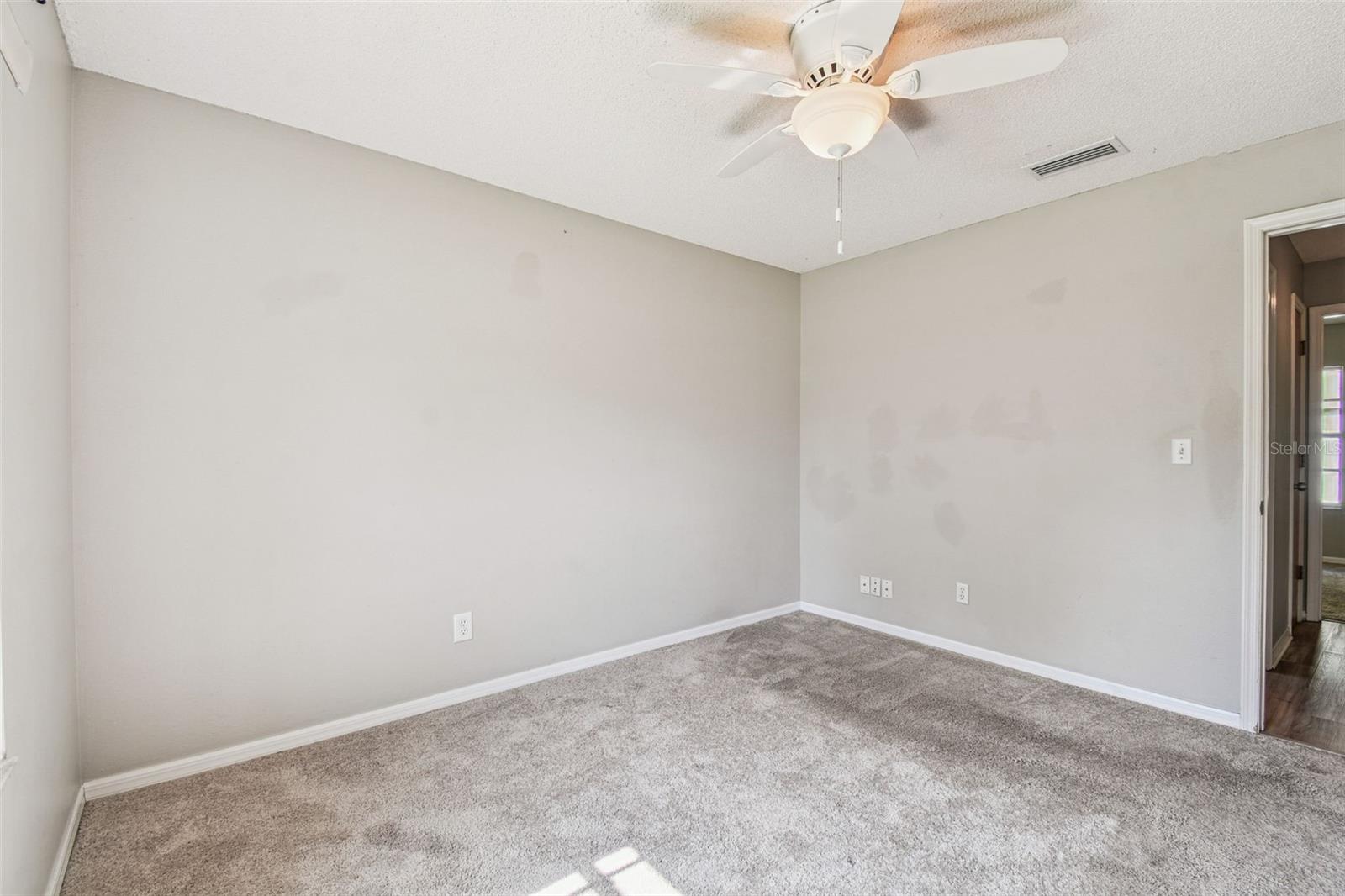 Image 44 of 86 For 12129 Meadow Lane