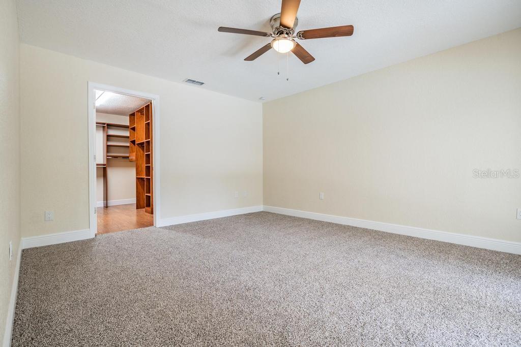 Image 21 of 49 For 4412 Orangewood Loop E