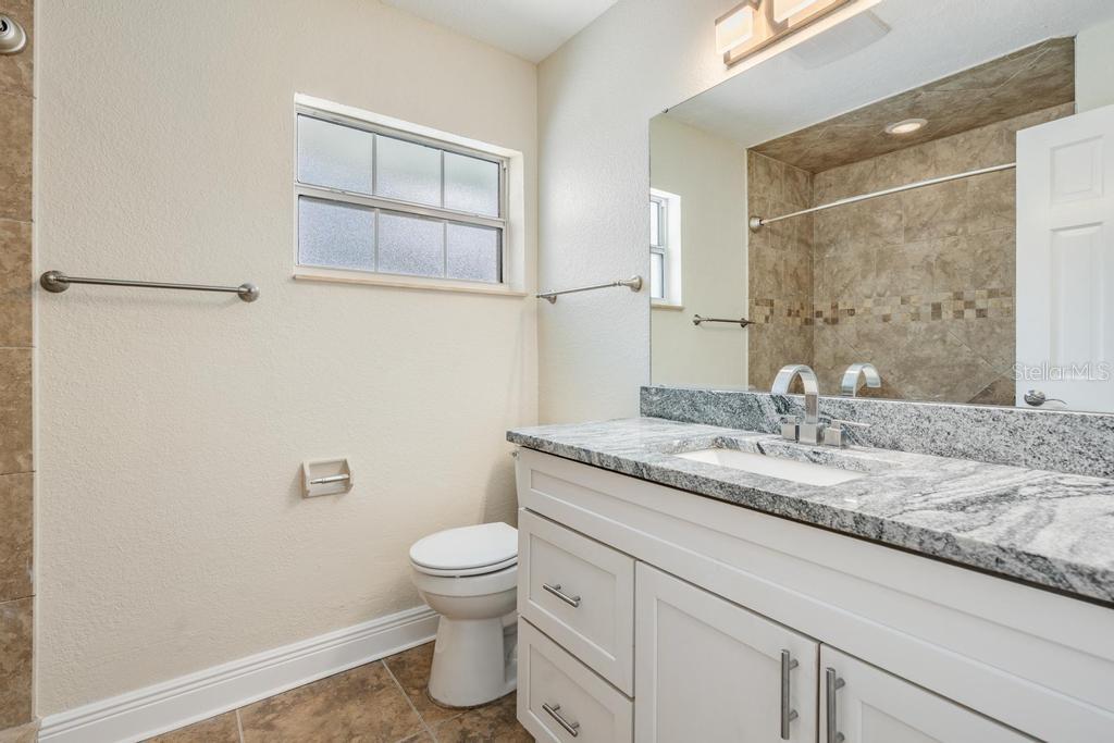Image 24 of 49 For 4412 Orangewood Loop E