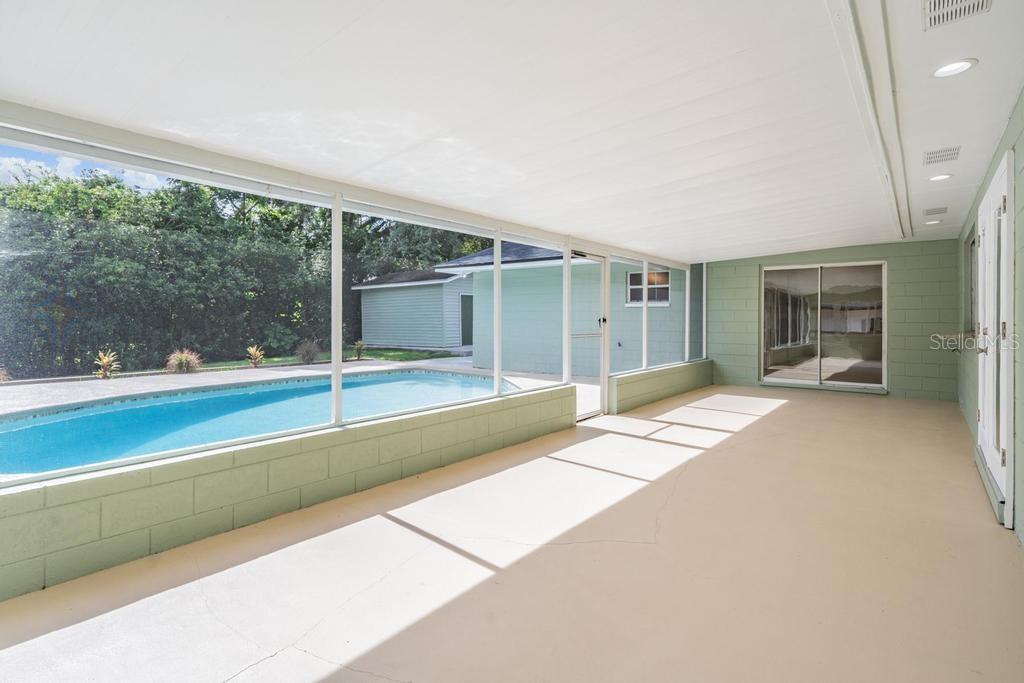 Image 33 of 49 For 4412 Orangewood Loop E