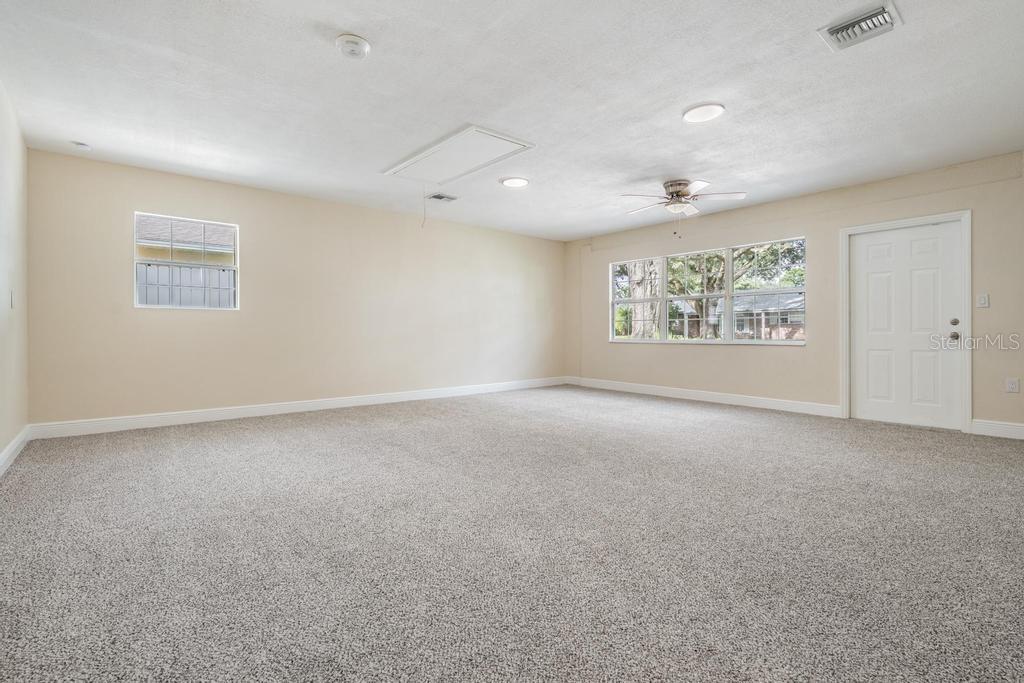 Image 9 of 49 For 4412 Orangewood Loop E