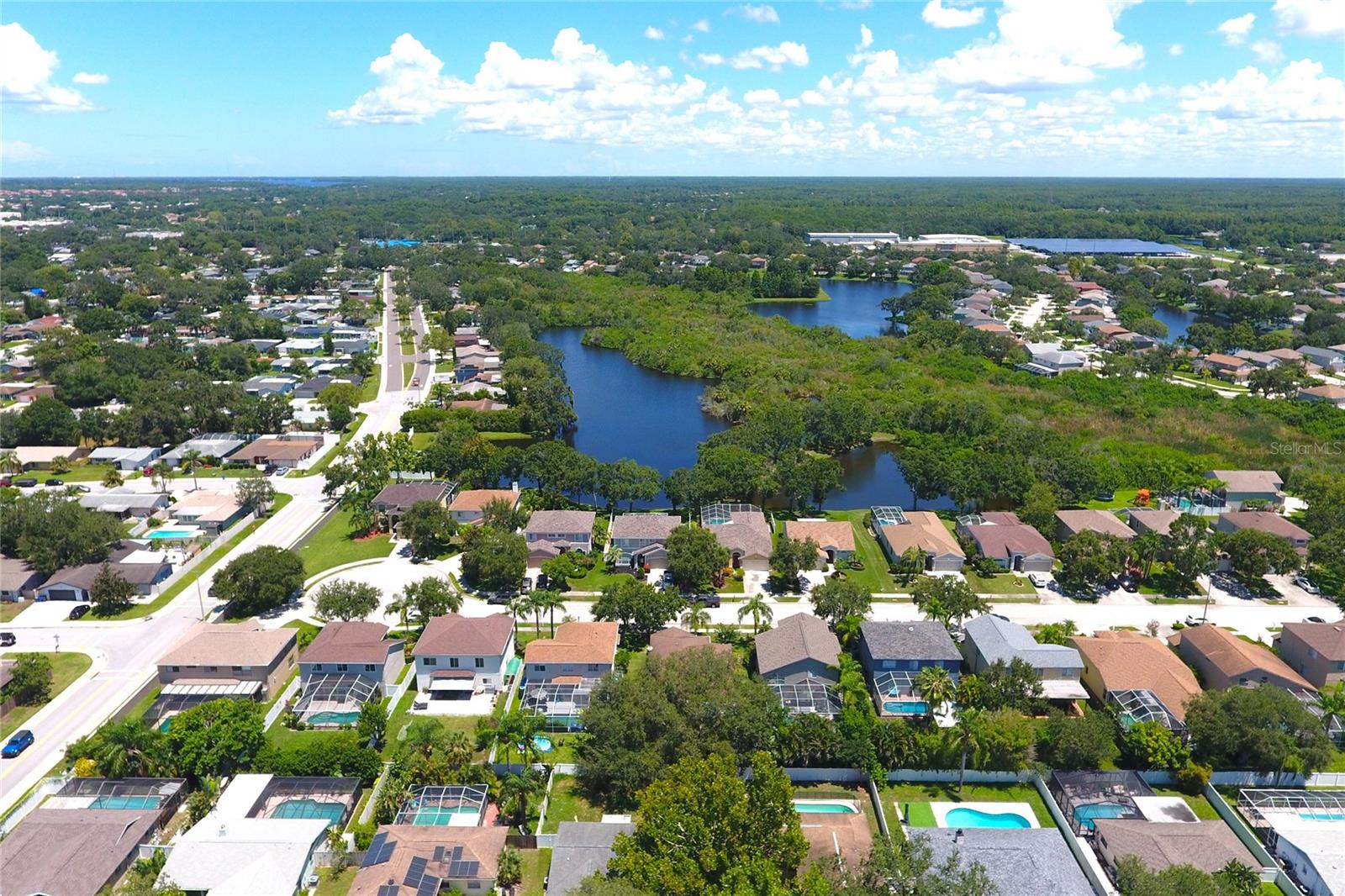 Image 3 of 9 For 1707 Hibiscus Circle S