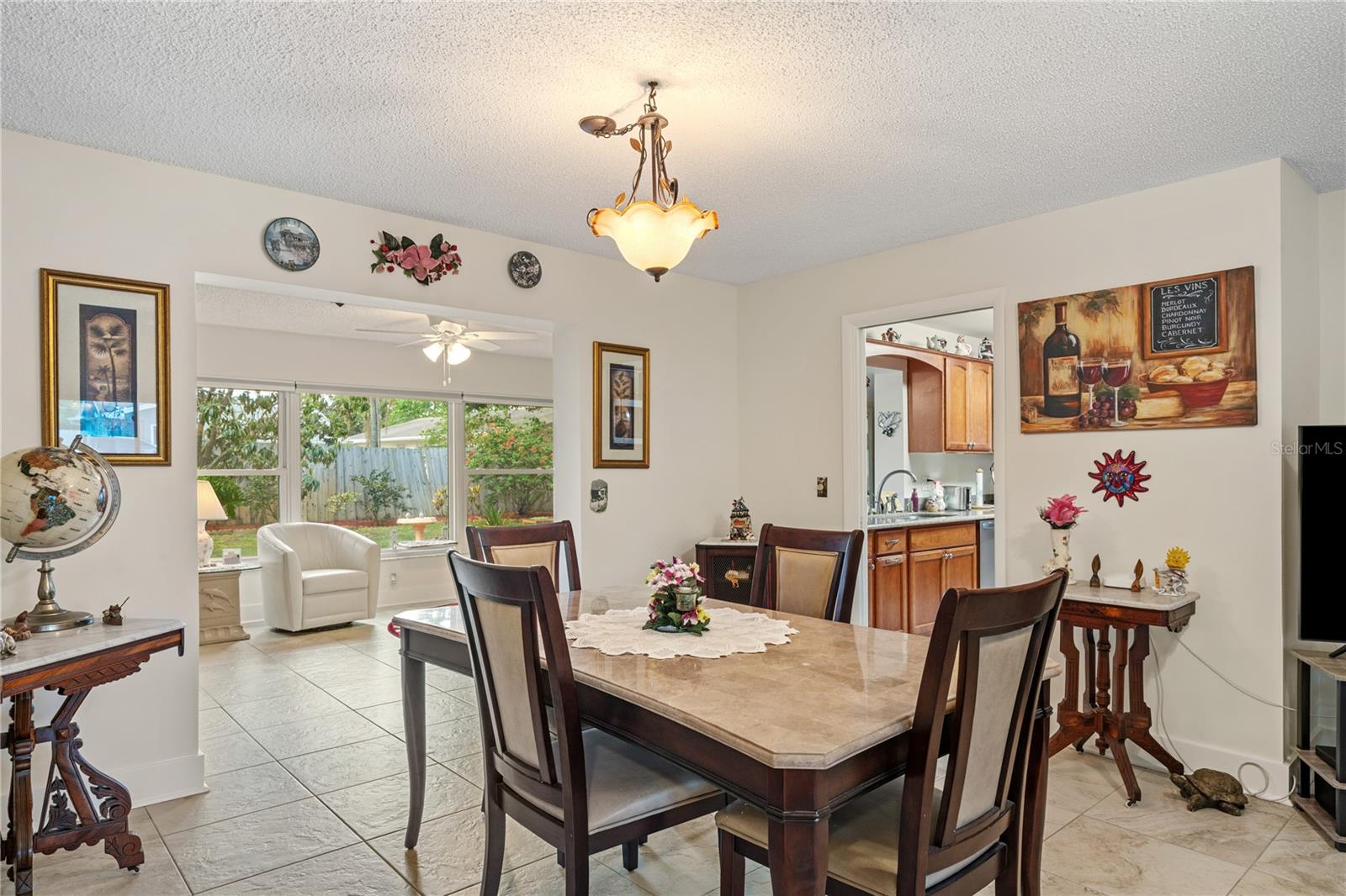 Image 7 of 9 For 1707 Hibiscus Circle S