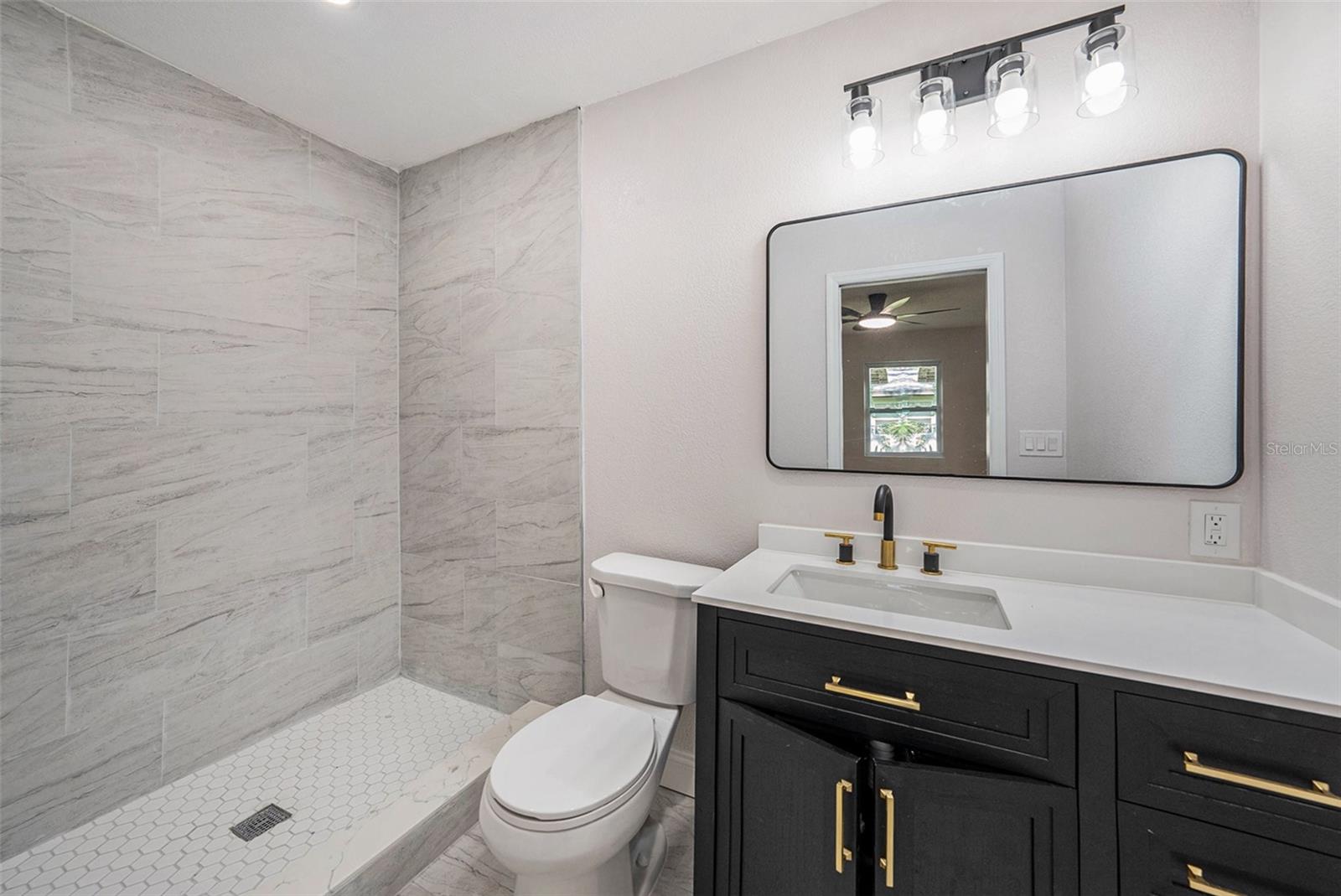 Image 13 of 28 For 780 28th Avenue S