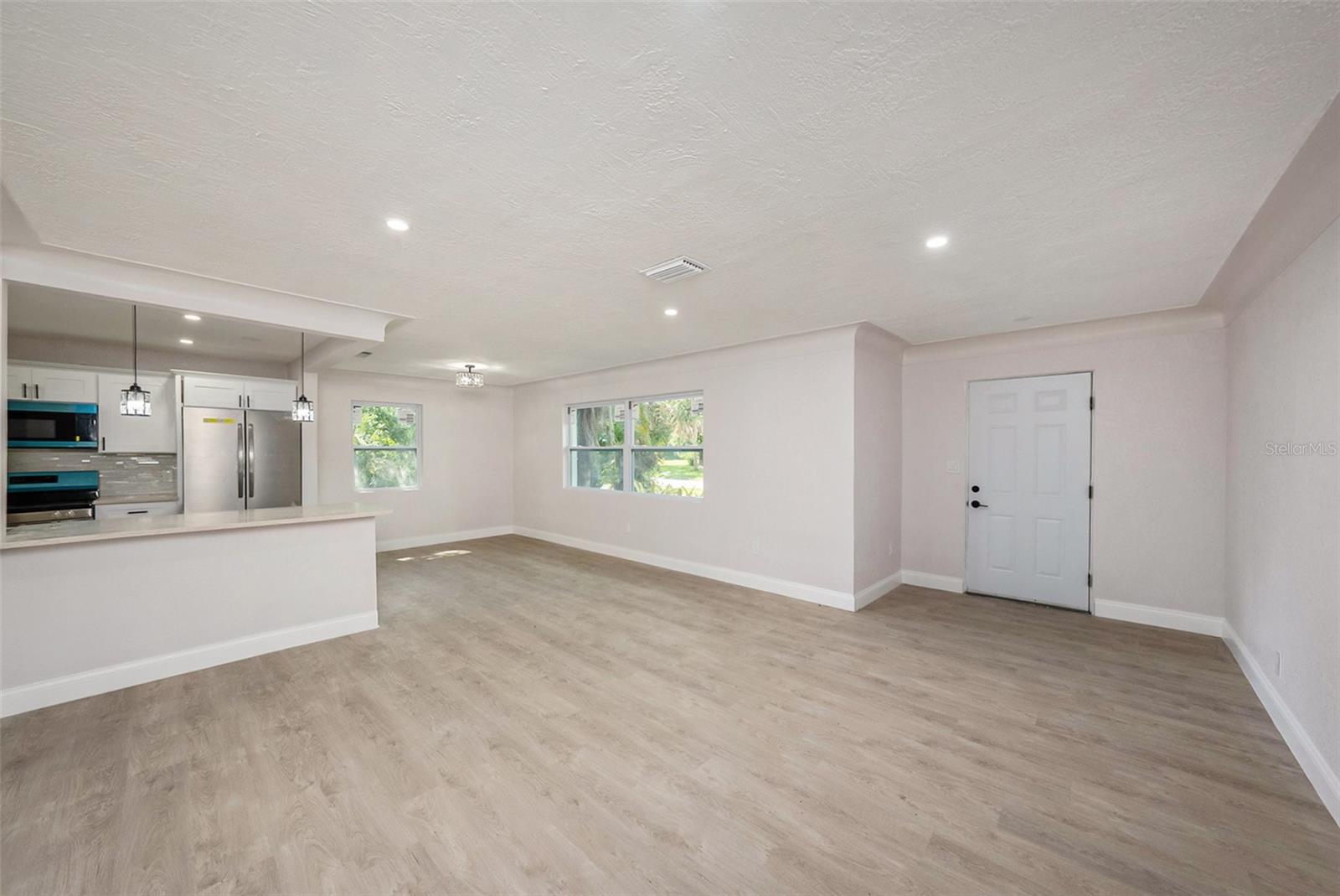 Image 14 of 28 For 780 28th Avenue S