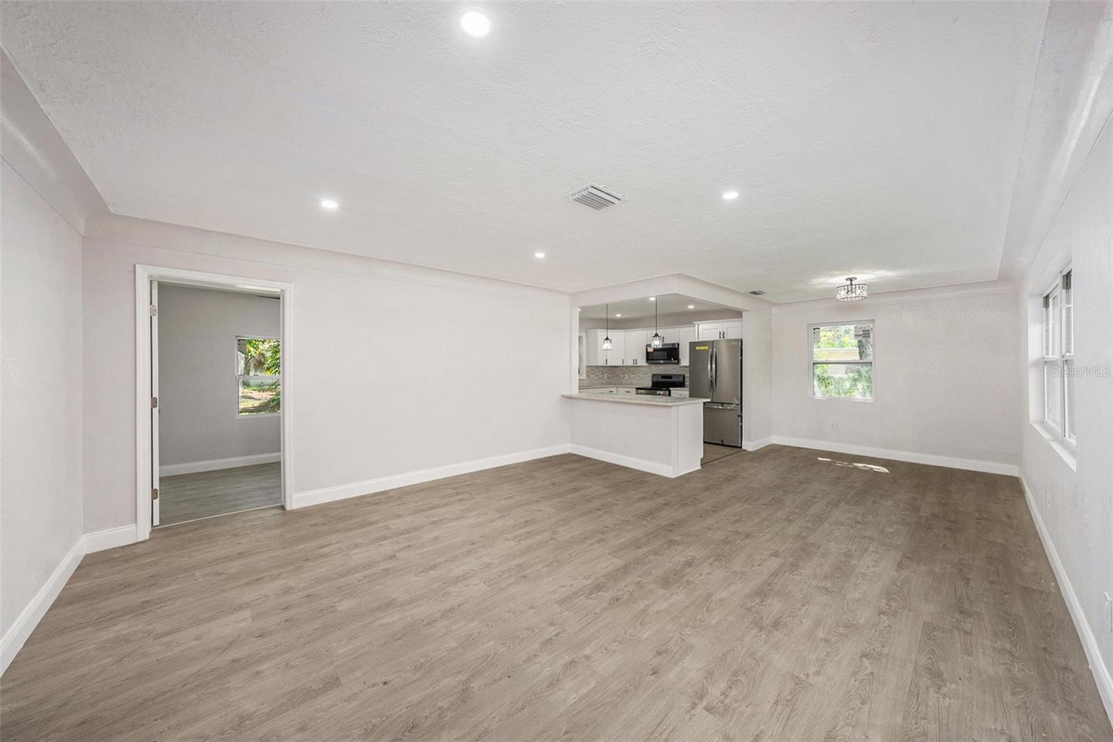 Image 19 of 28 For 780 28th Avenue S