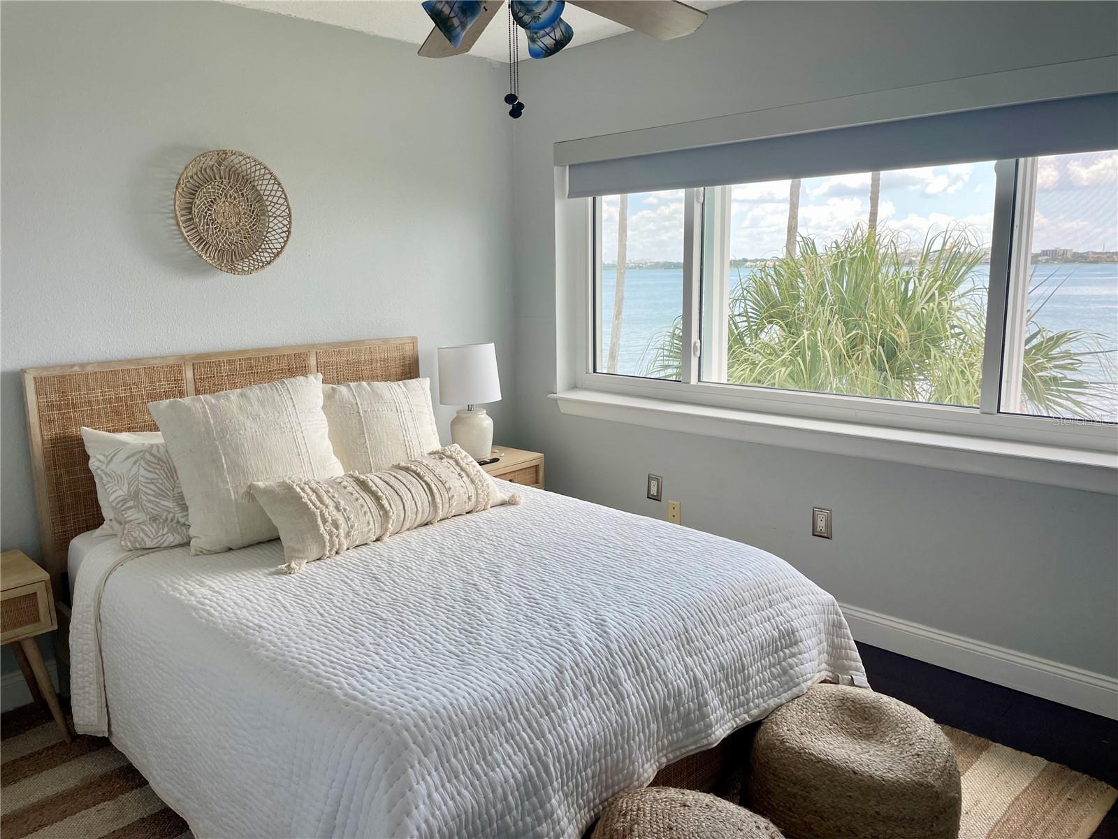 Image 29 of 42 For 1451 Gulf Boulevard 204