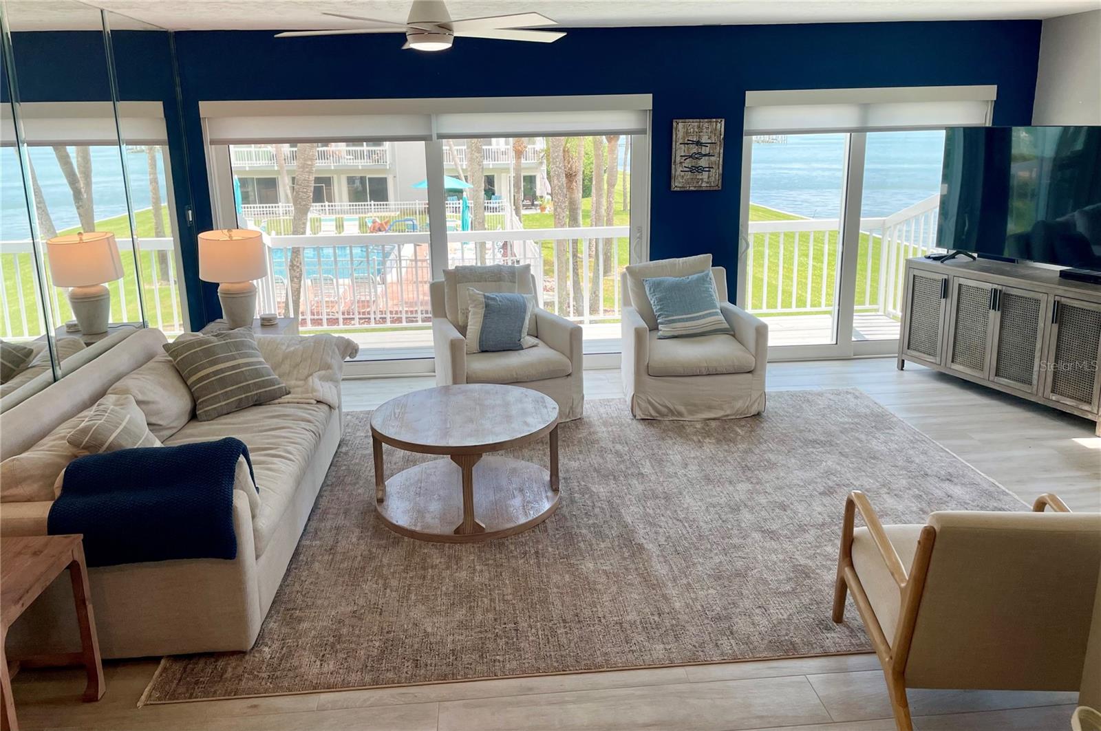 Image 3 of 42 For 1451 Gulf Boulevard 204