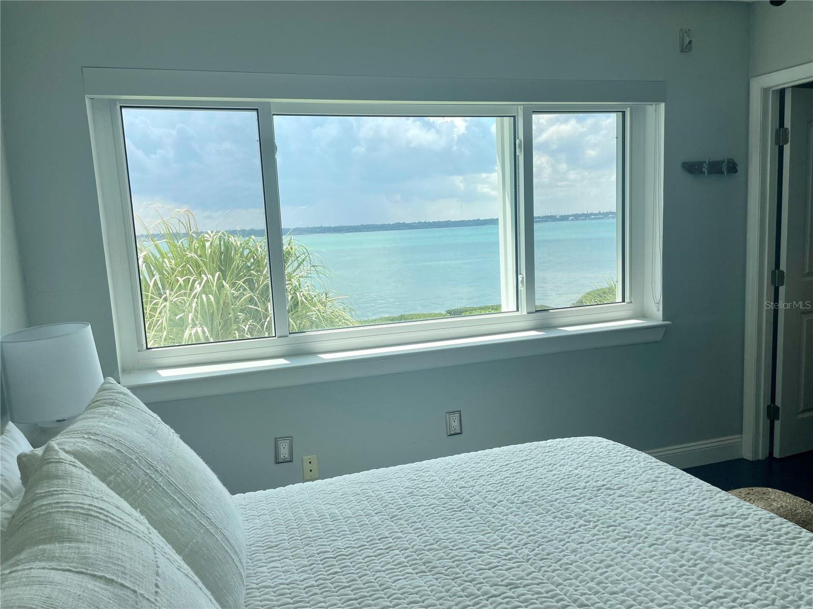 Image 30 of 42 For 1451 Gulf Boulevard 204