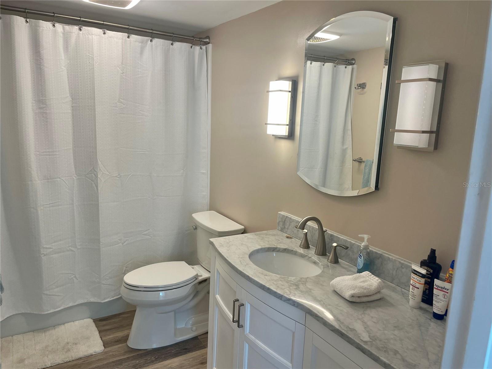 Image 31 of 42 For 1451 Gulf Boulevard 204