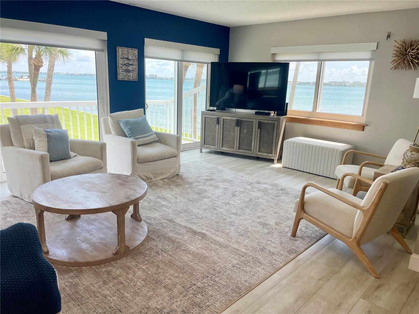 Image 4 of 42 For 1451 Gulf Boulevard 204