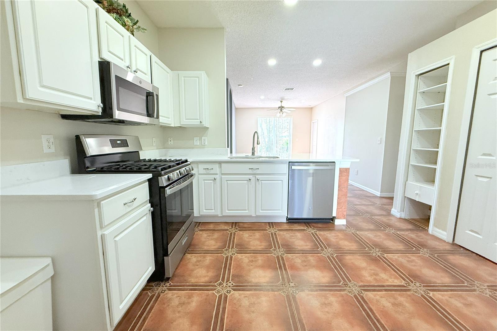 Image 17 of 20 For 12510 Sparkleberry Road