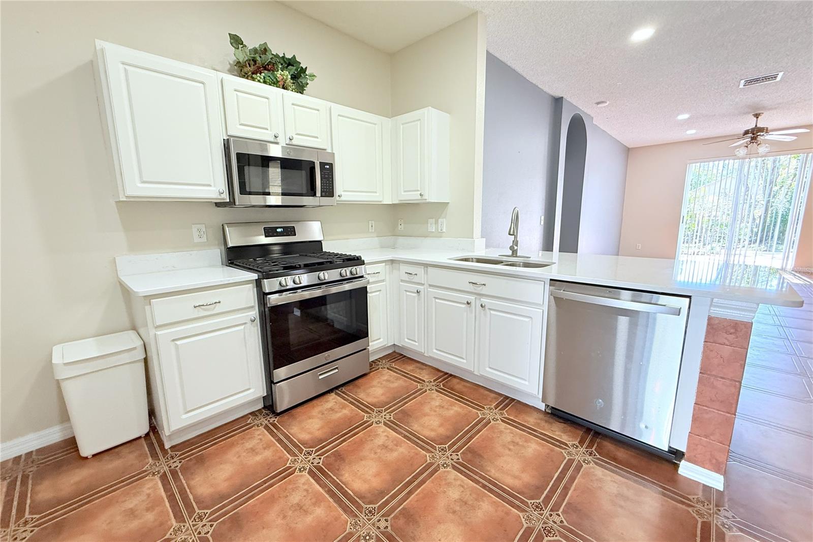Image 18 of 20 For 12510 Sparkleberry Road