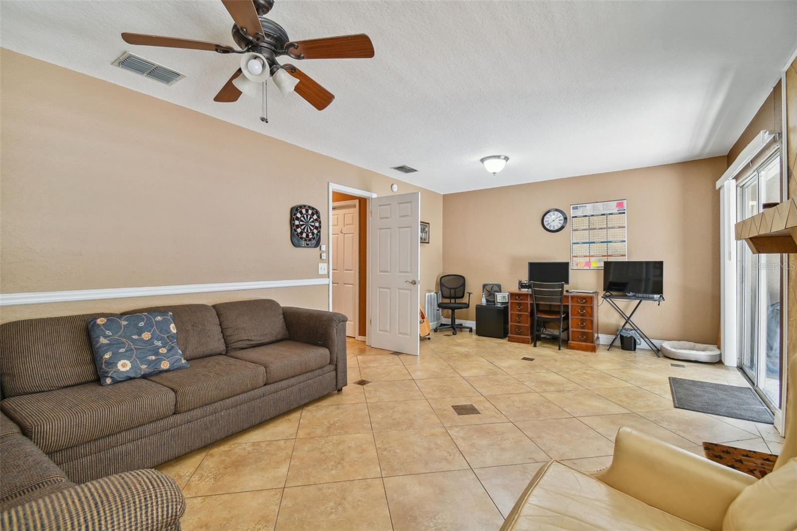 Image 10 of 60 For 5854 Red Cedar Lane