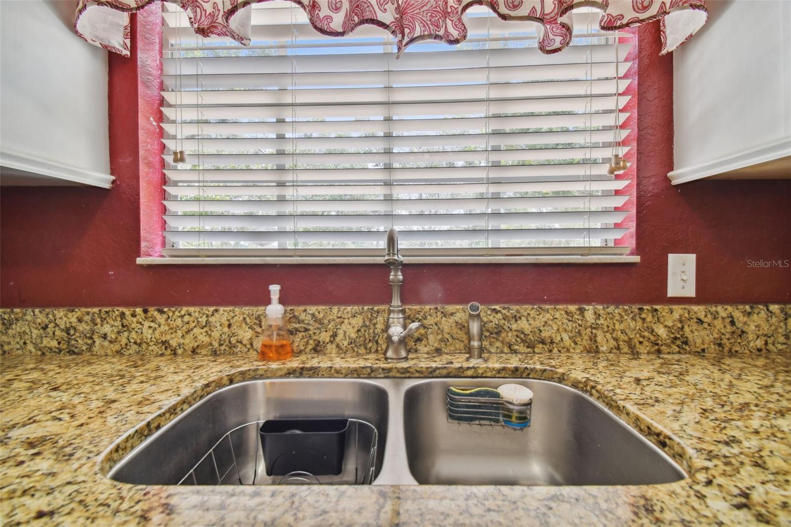Image 17 of 60 For 5854 Red Cedar Lane