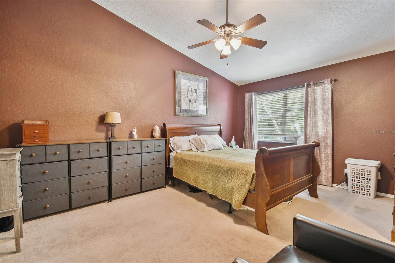 Image 21 of 60 For 5854 Red Cedar Lane