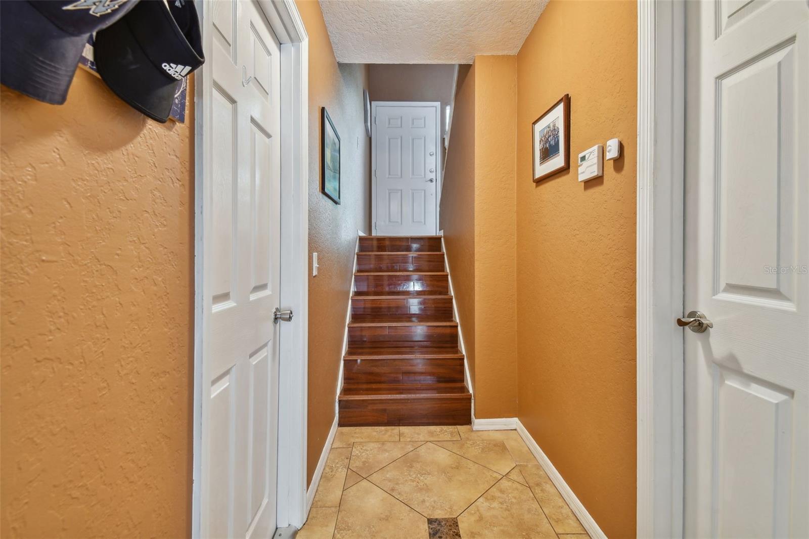 Image 5 of 60 For 5854 Red Cedar Lane
