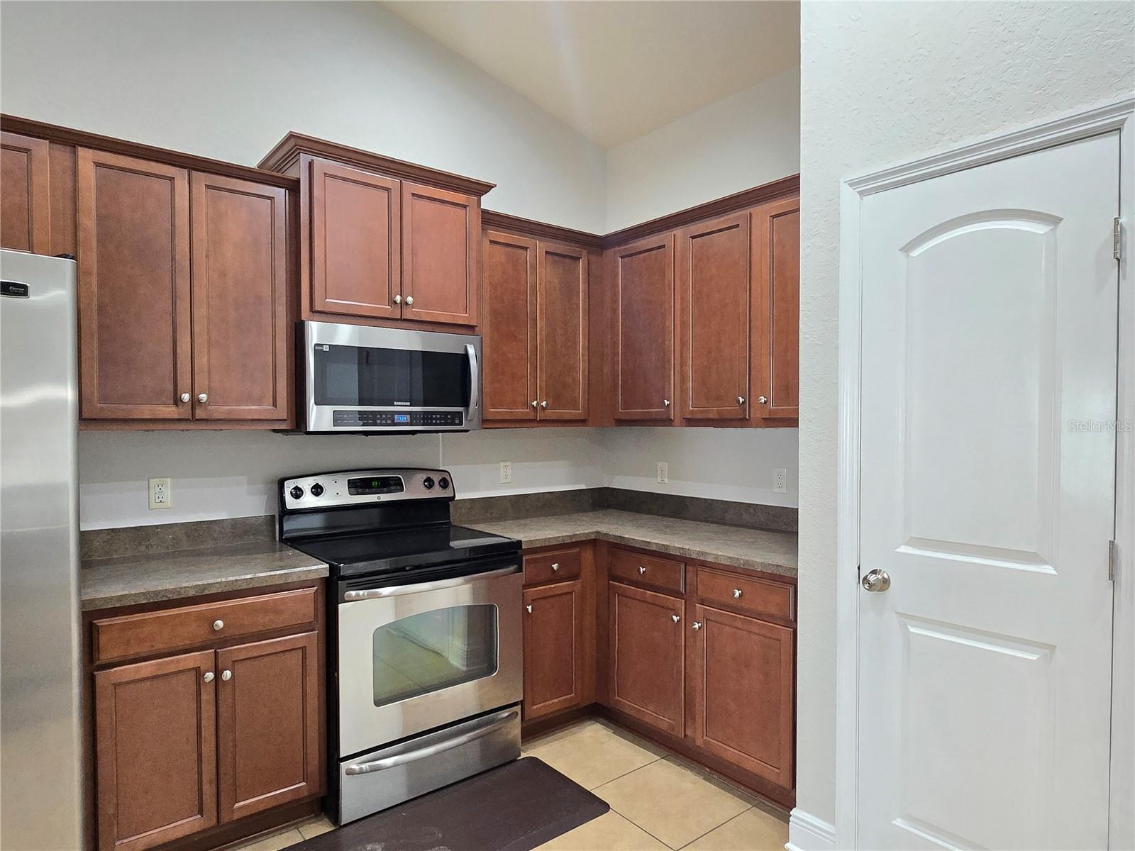 Image 13 of 44 For 11113 Irish Moss Avenue