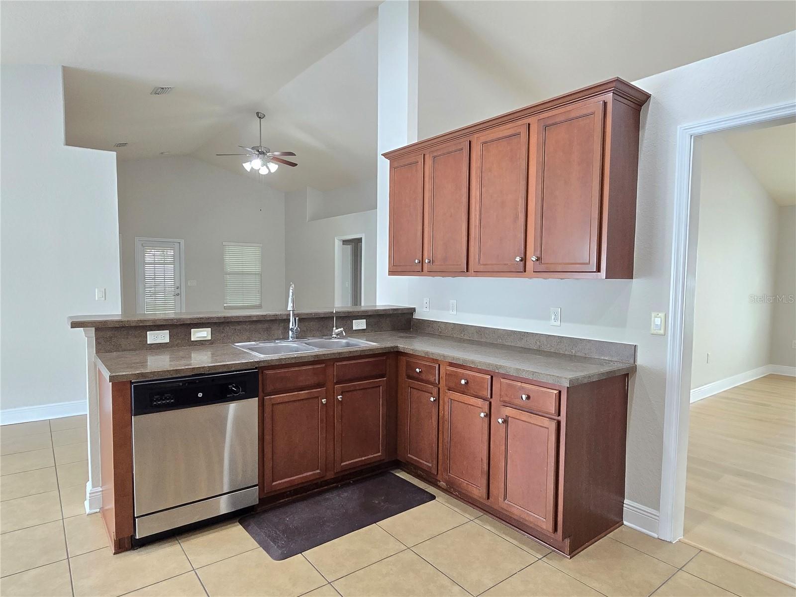 Image 16 of 44 For 11113 Irish Moss Avenue