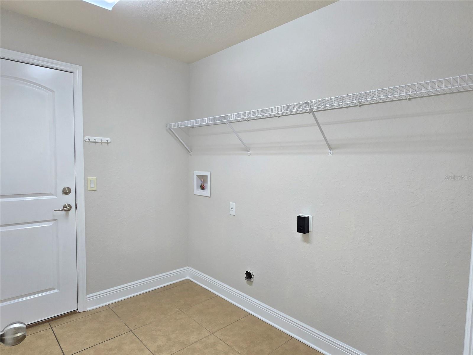 Image 21 of 44 For 11113 Irish Moss Avenue