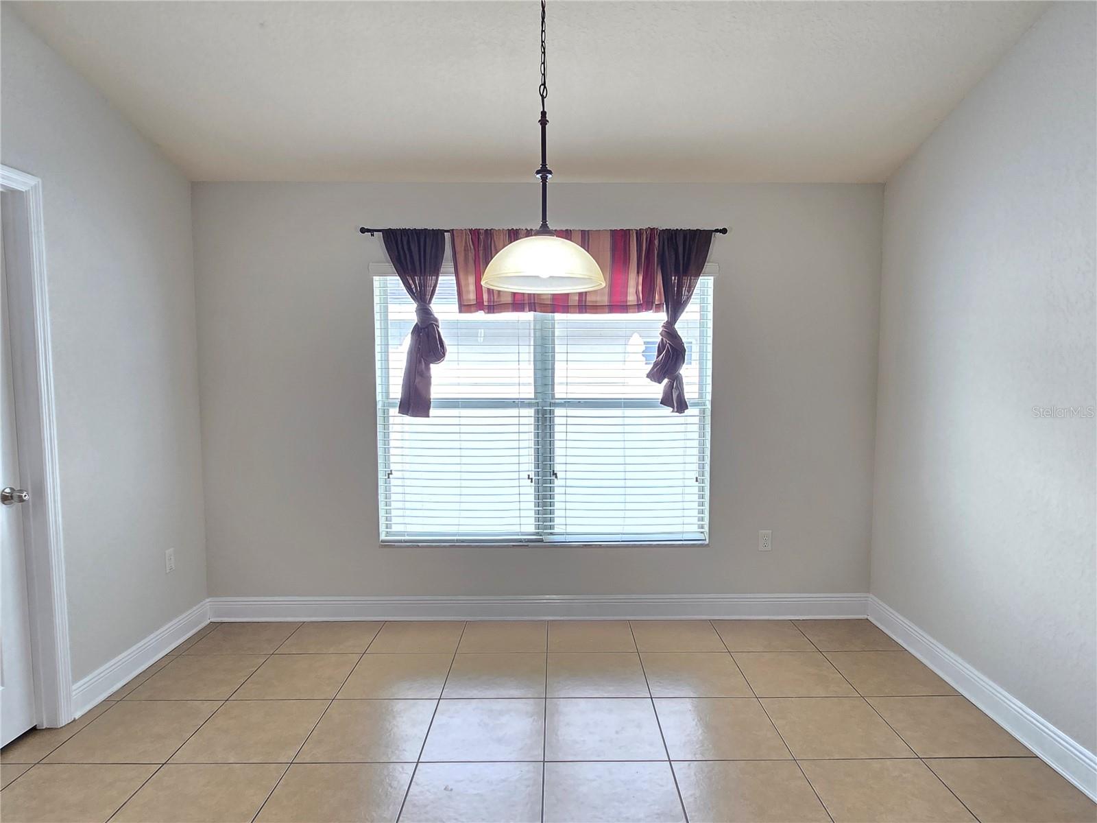 Image 22 of 44 For 11113 Irish Moss Avenue