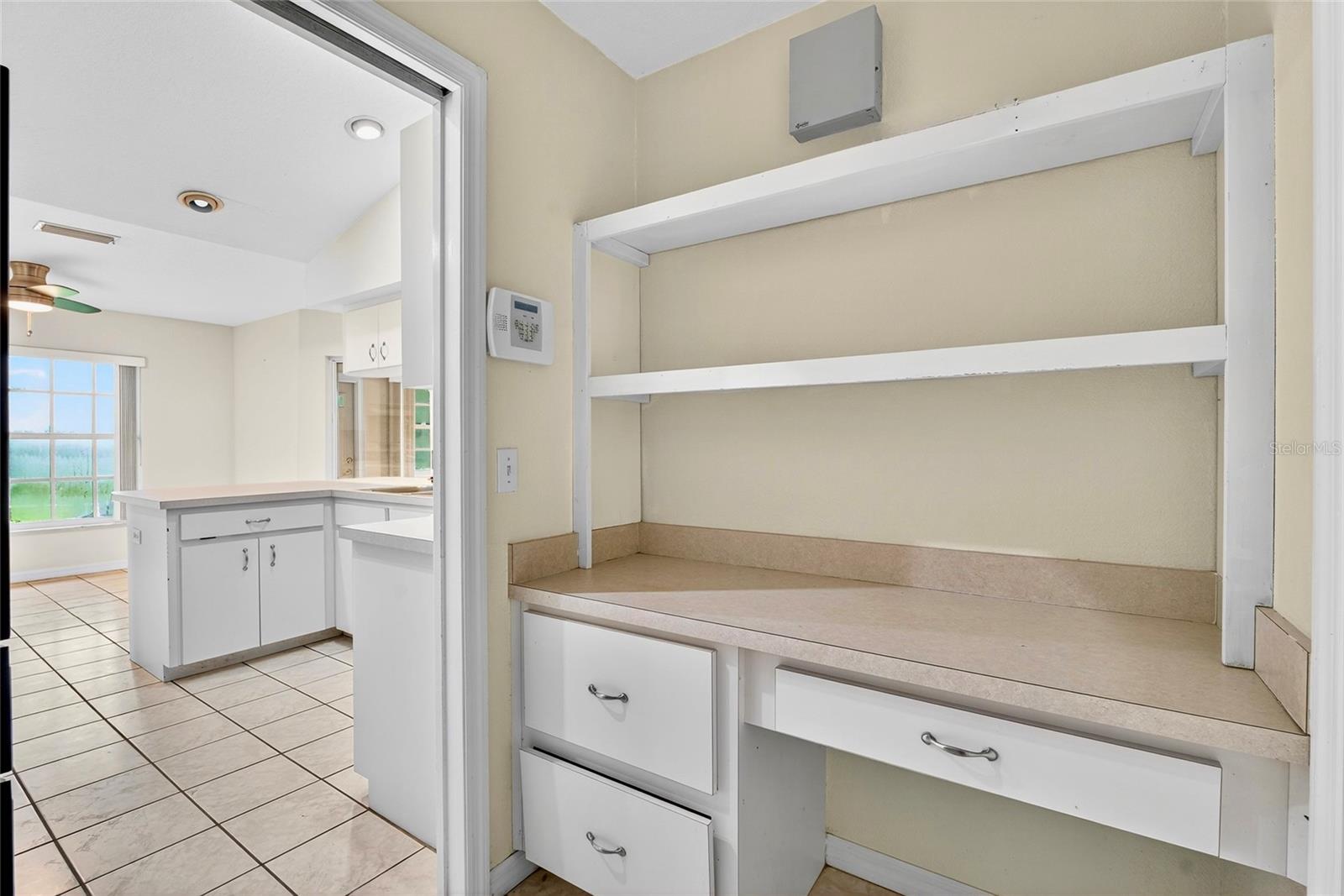 Image 11 of 30 For 2612 Lawn Street