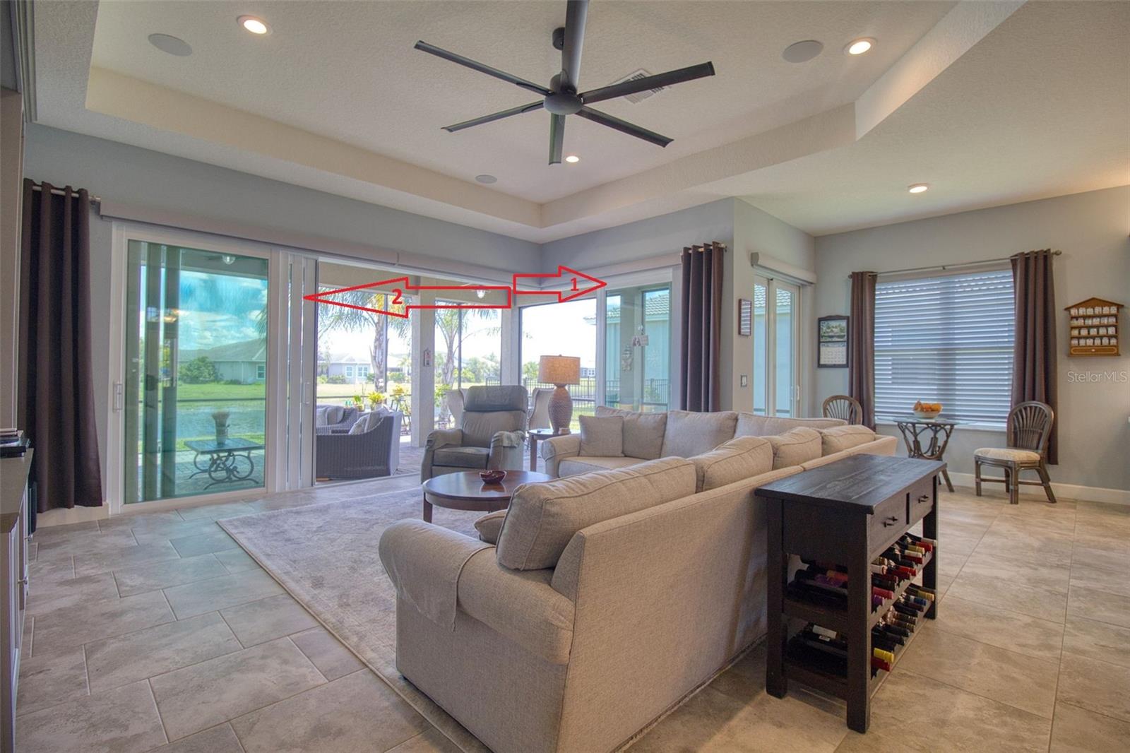Listing photo id 20 for 4920 Sevilla Shores Drive
