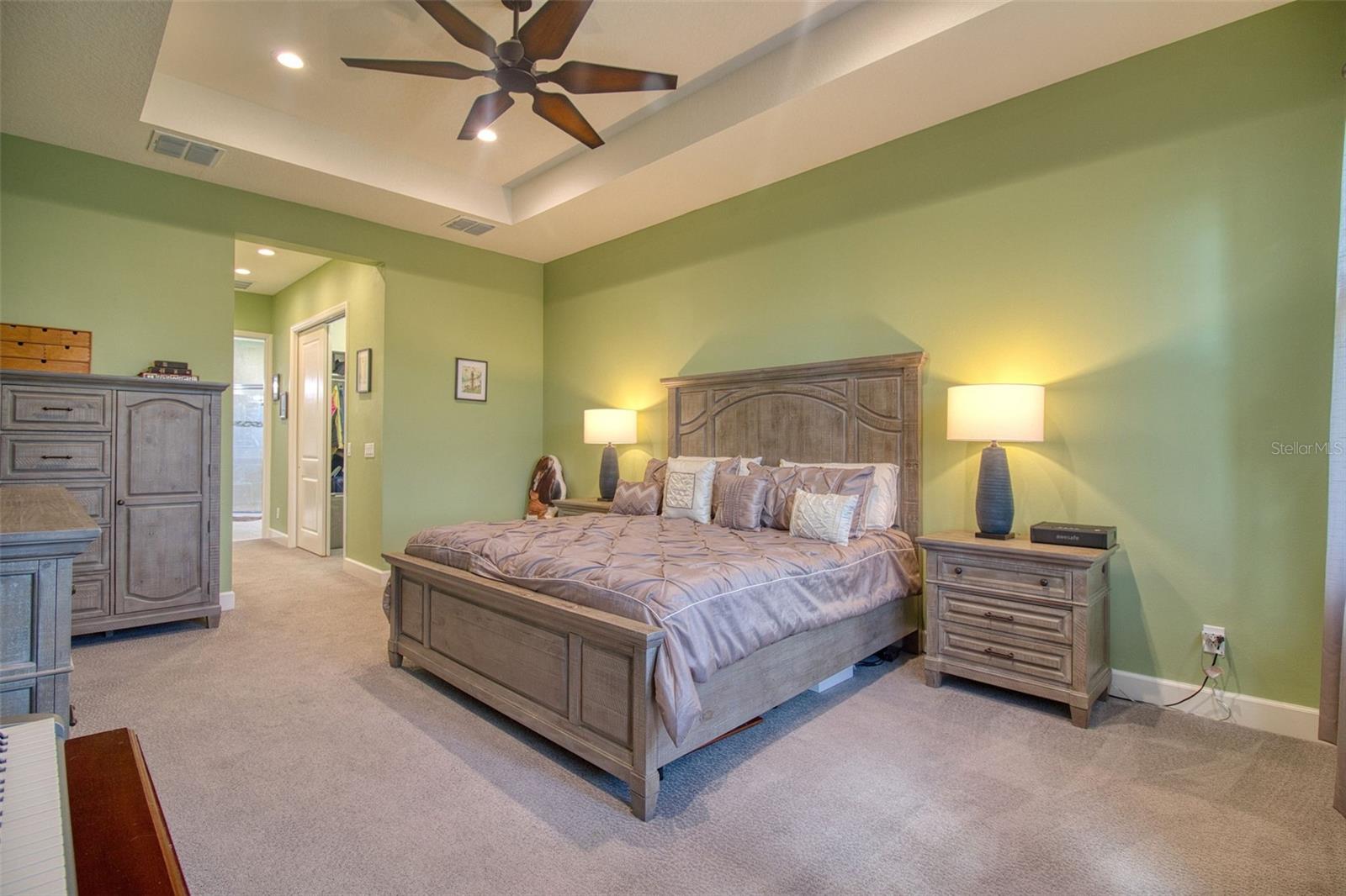 Listing photo id 24 for 4920 Sevilla Shores Drive