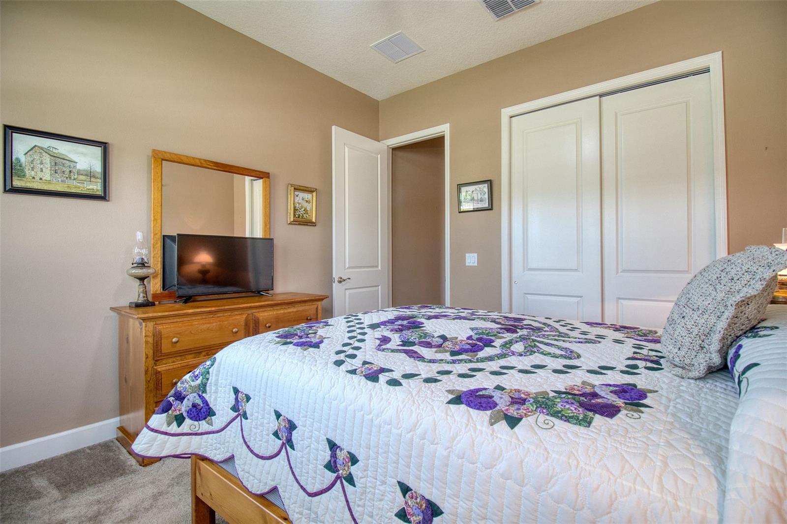 Listing photo id 34 for 4920 Sevilla Shores Drive