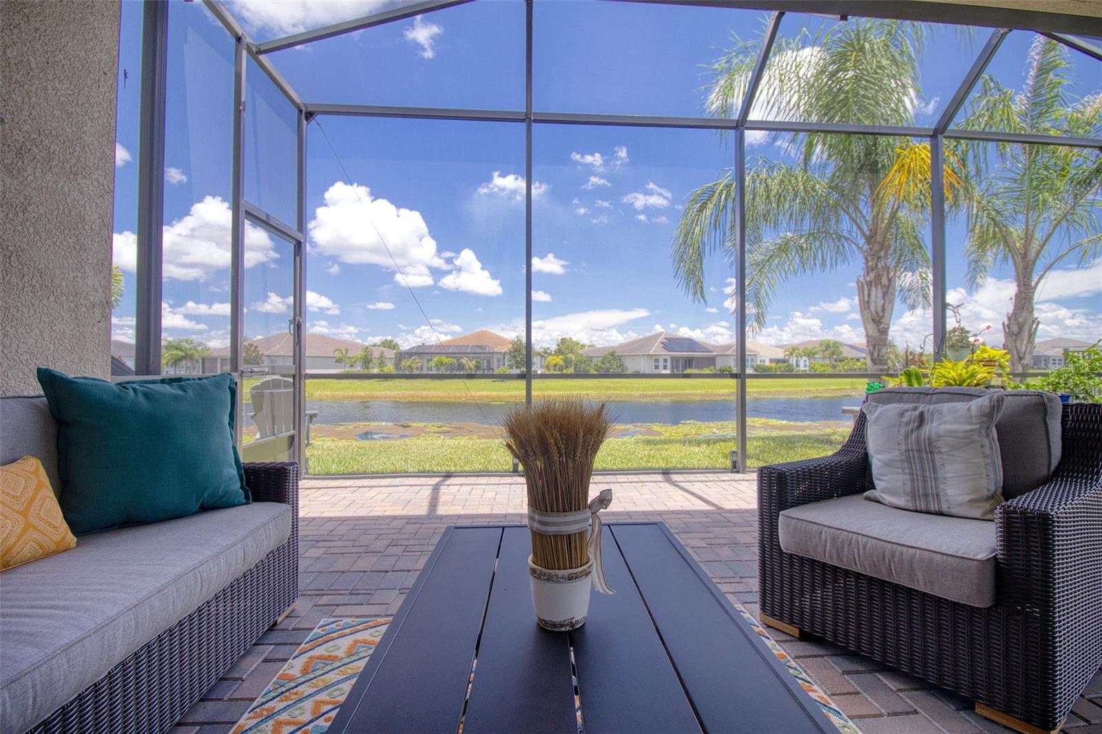 Listing photo id 41 for 4920 Sevilla Shores Drive