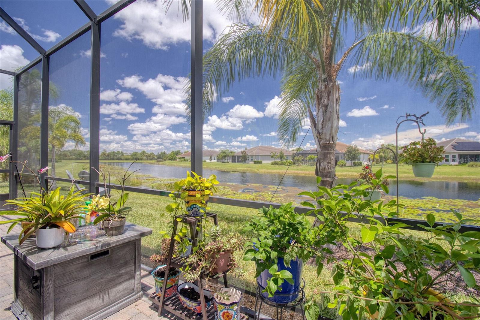 Listing photo id 45 for 4920 Sevilla Shores Drive