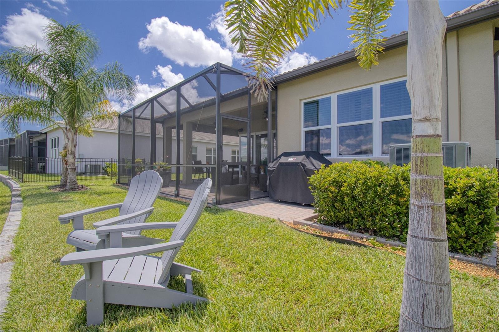 Listing photo id 48 for 4920 Sevilla Shores Drive