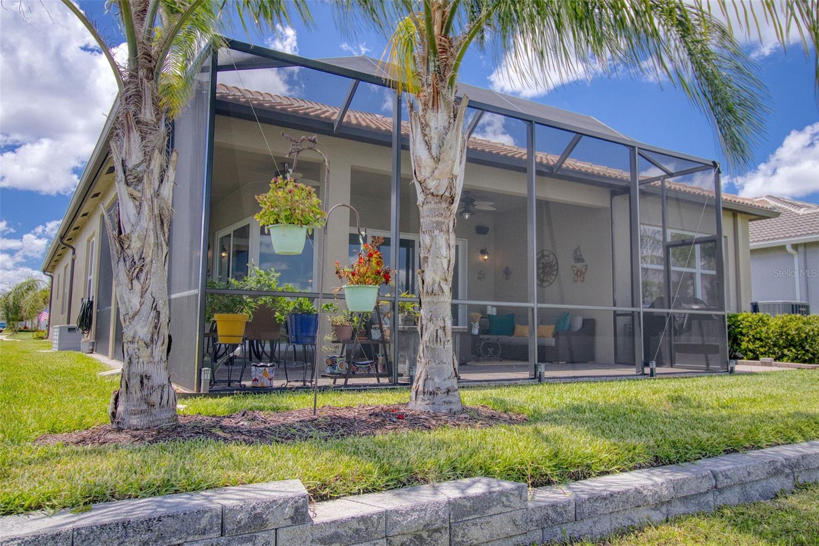 Listing photo id 49 for 4920 Sevilla Shores Drive