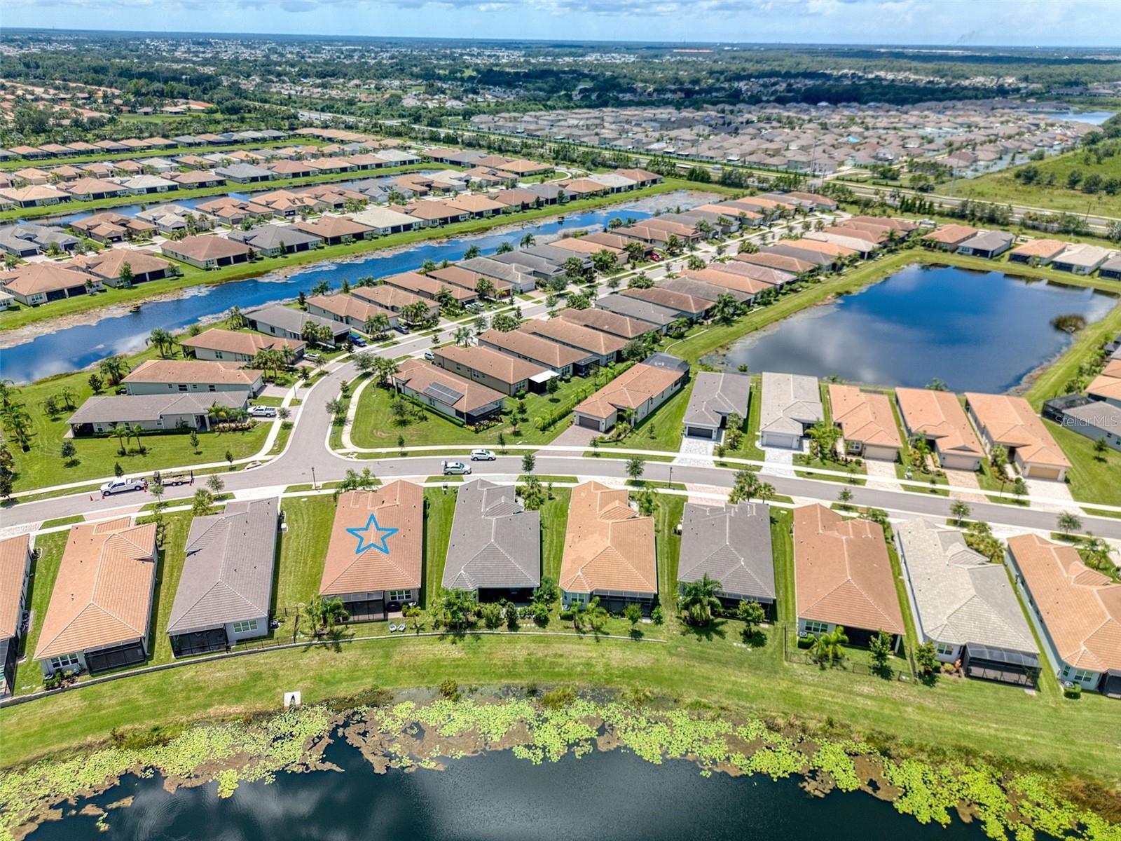 Listing photo id 60 for 4920 Sevilla Shores Drive