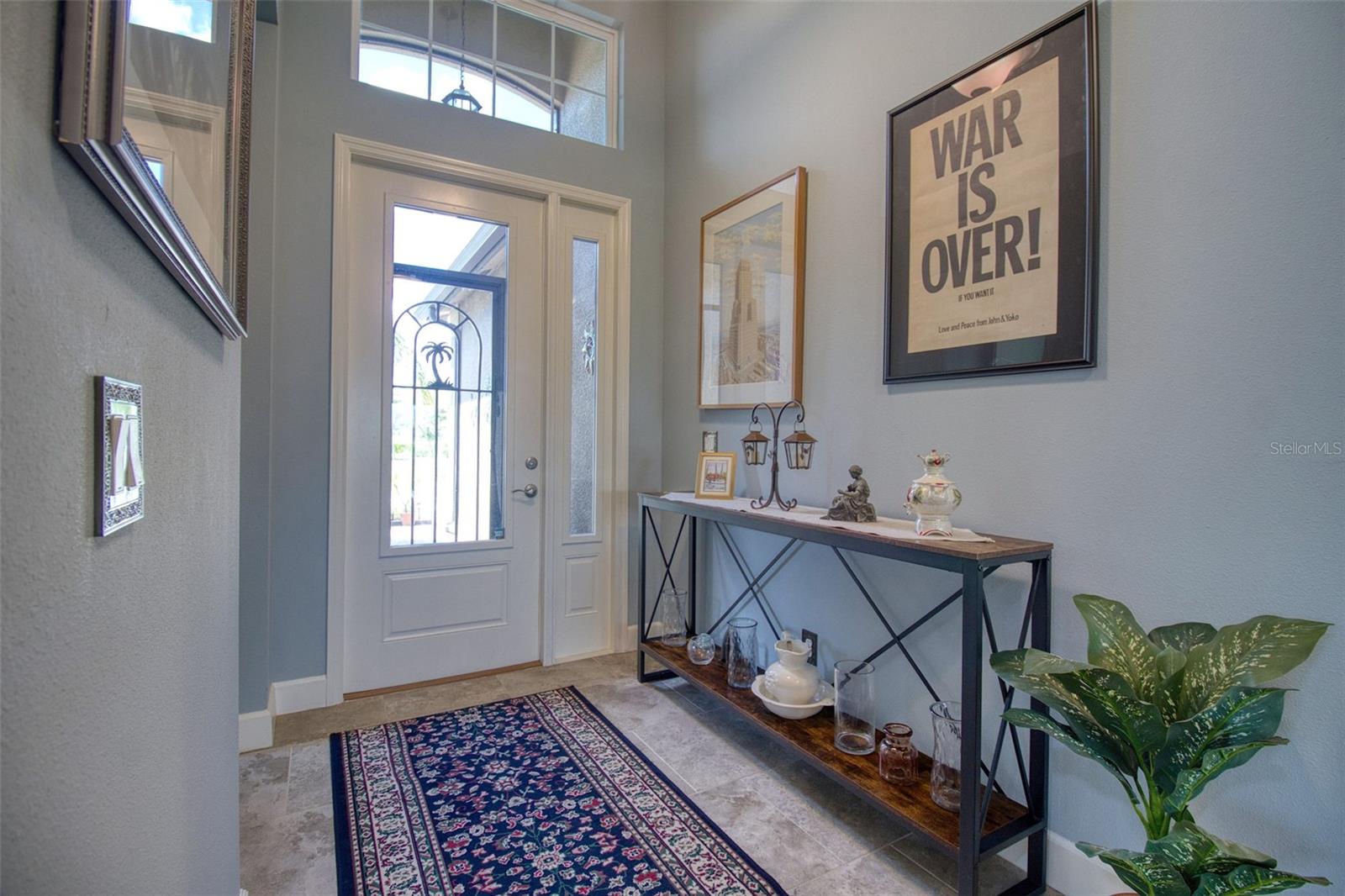 Listing photo id 5 for 4920 Sevilla Shores Drive