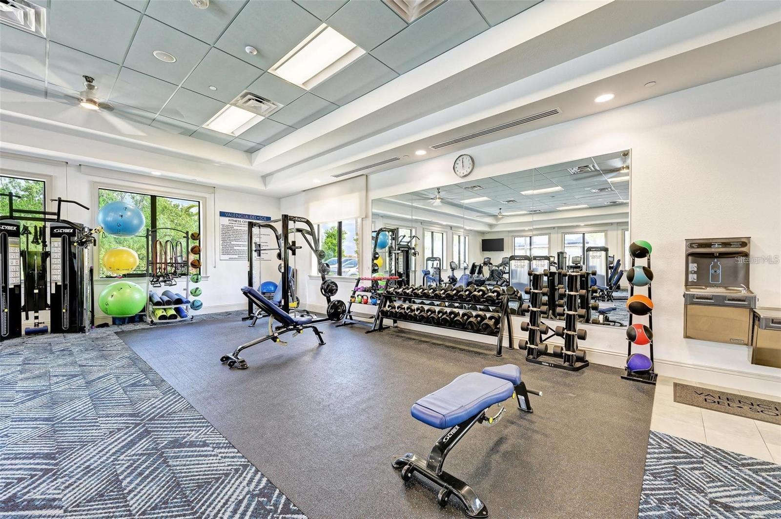 Listing photo id 78 for 4920 Sevilla Shores Drive