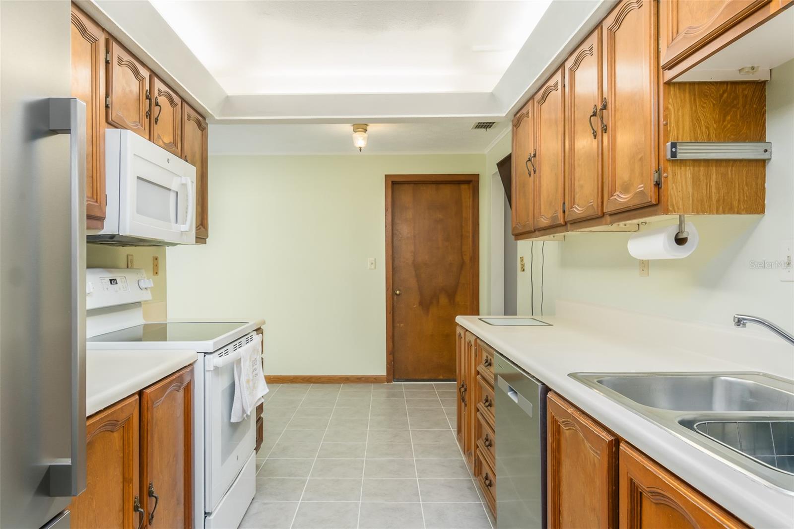 Image 8 of 25 For 4107 Robin Way