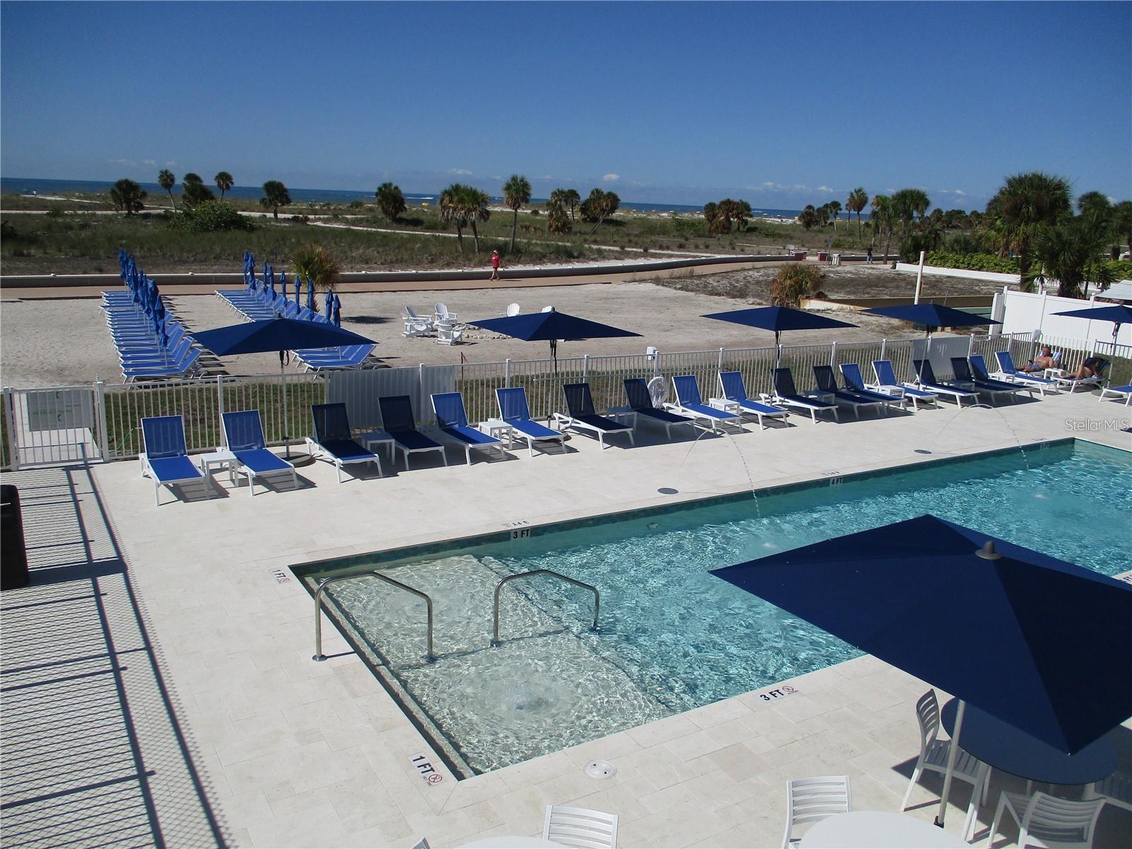 Image 31 of 35 For 11500 Gulf Boulevard 201