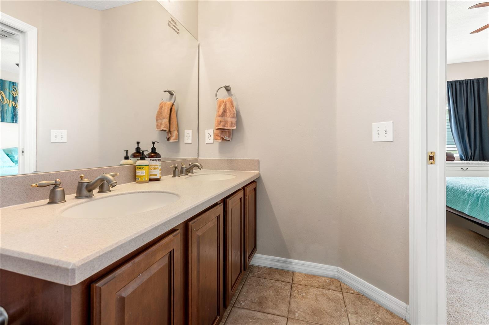 Image 19 of 35 For 8514 Brushleaf Way